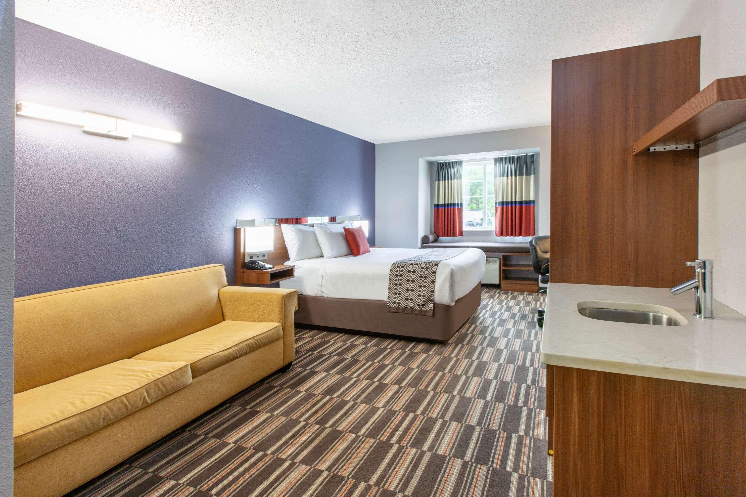 Microtel Inn & Suites By Wyndham Pittsburgh Airport Robinson Township  Exterior photo